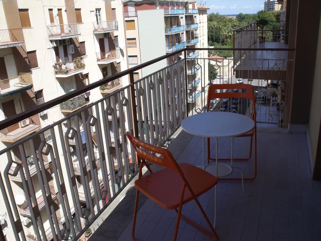 A Tre Passi Dal Centro Hotel Palermo Luaran gambar